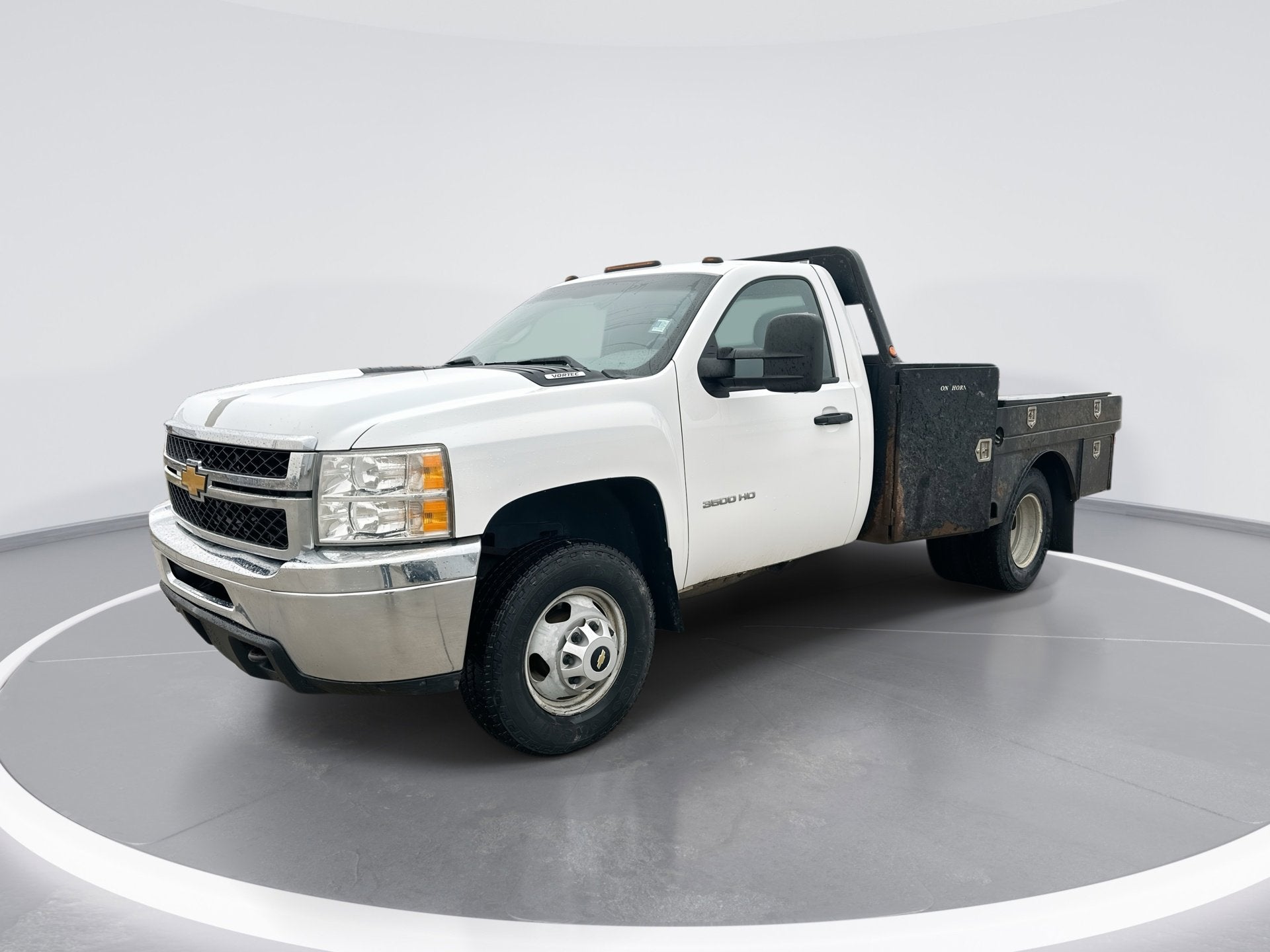 2013 Chevrolet Silverado 3500HD Work Truck in Summit White — front three-quarter view
