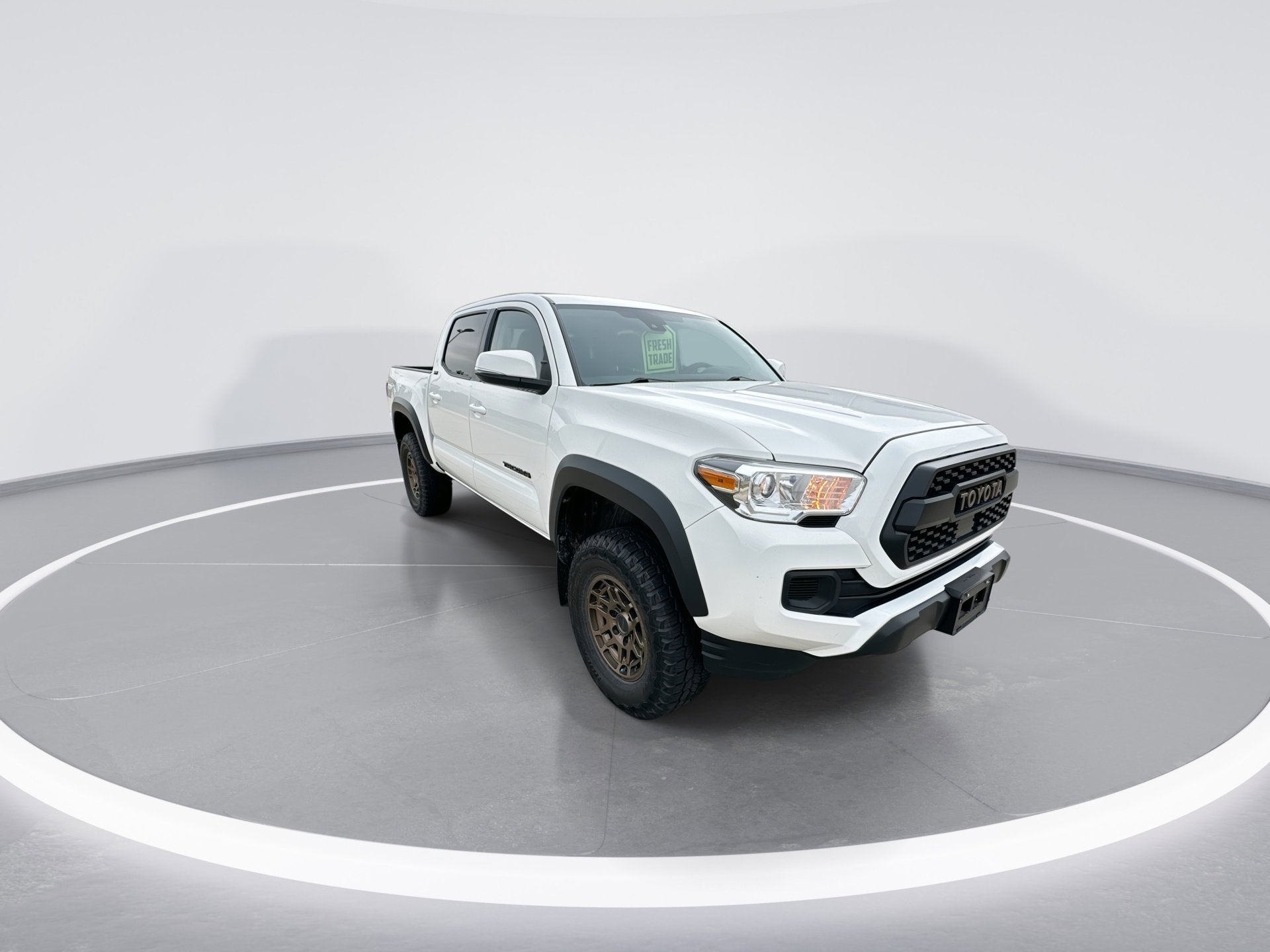 2022 Toyota Tacoma 4WD — side profile view