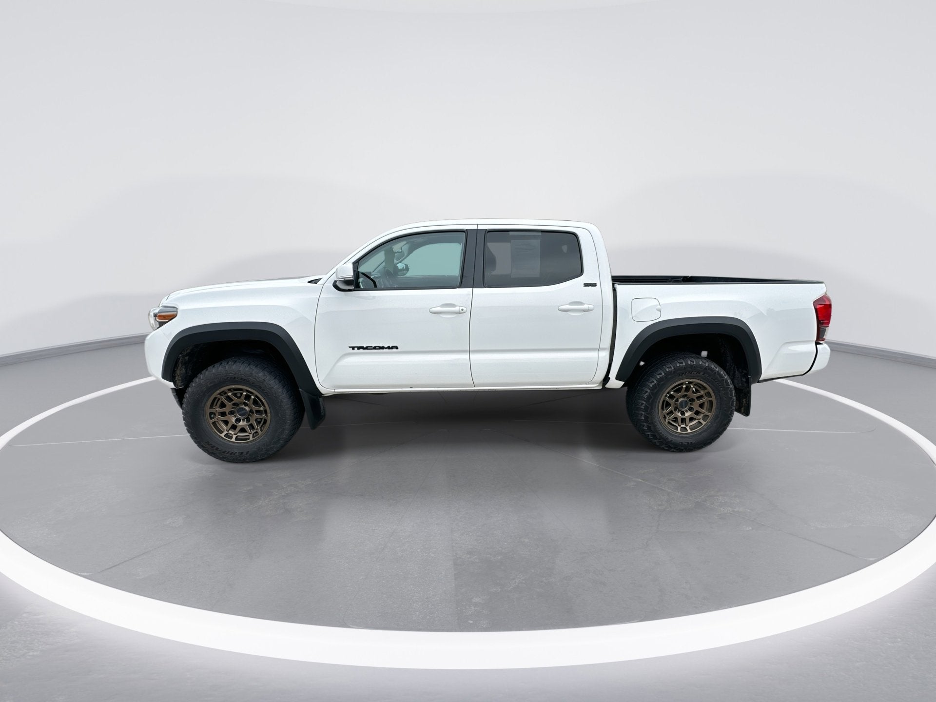 2022 Toyota Tacoma 4WD — detail view