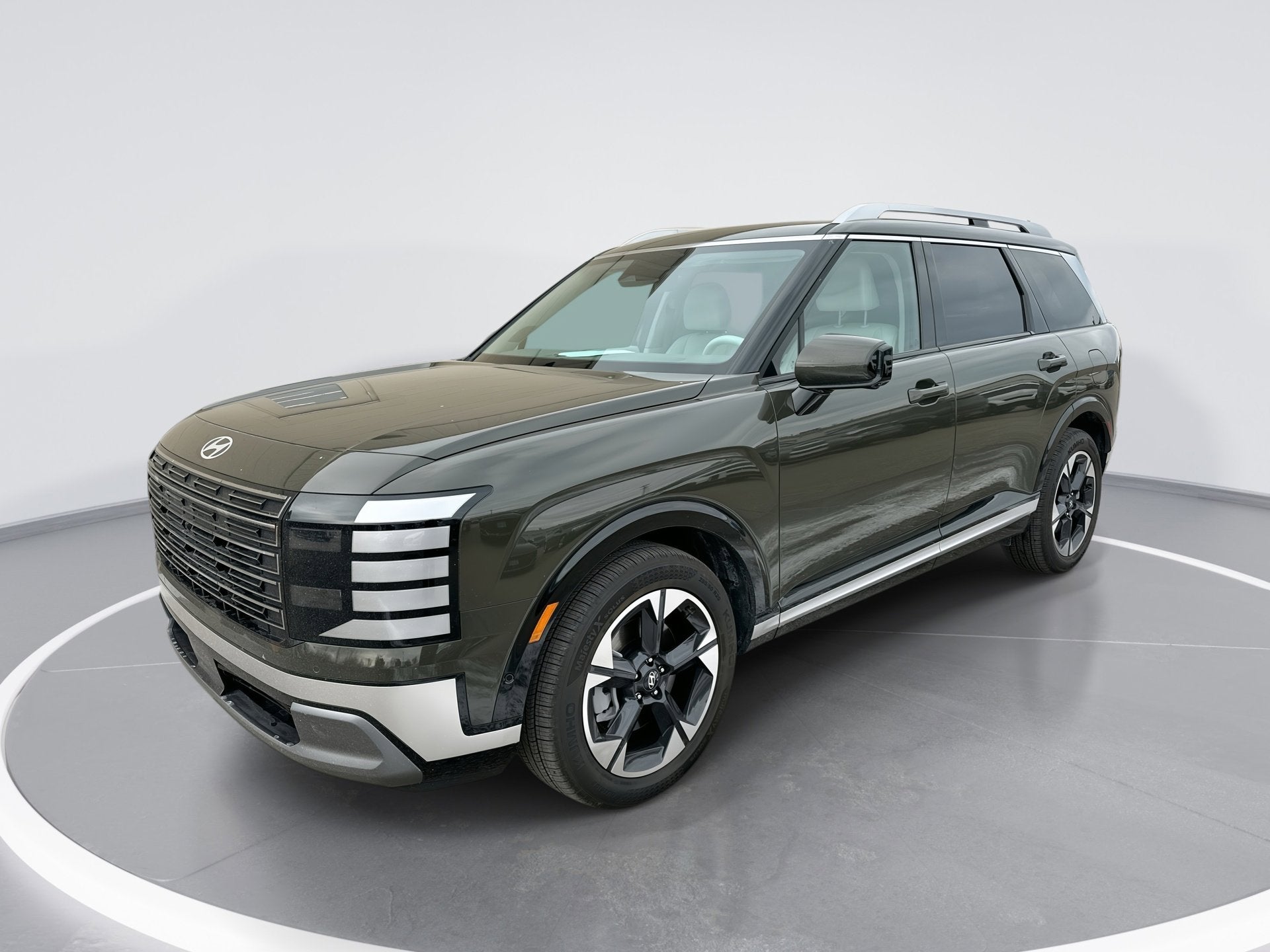 2026 Hyundai PALISADE Limited in Titan Charcoal Pearl — front three-quarter view